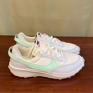 Nike Waffle Debut White /Mint Foam /Grey Sneakers DV0743-100 Men 9.5